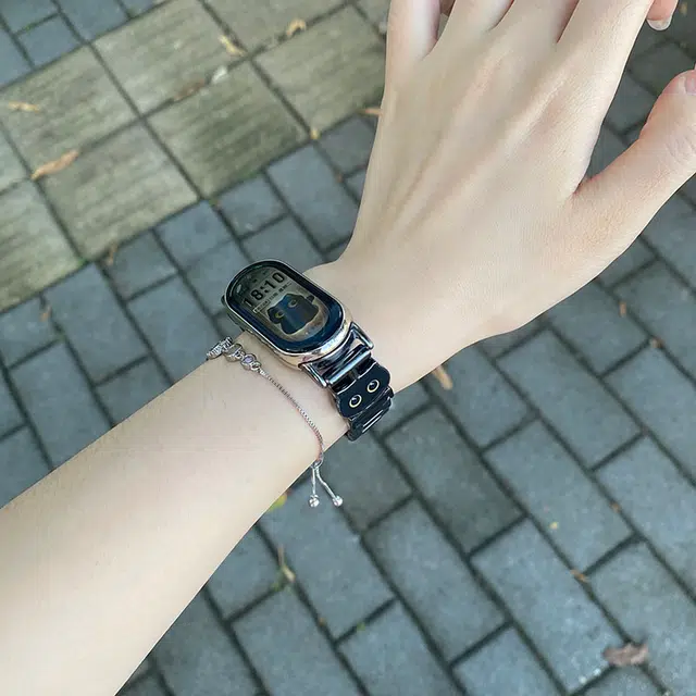 1098