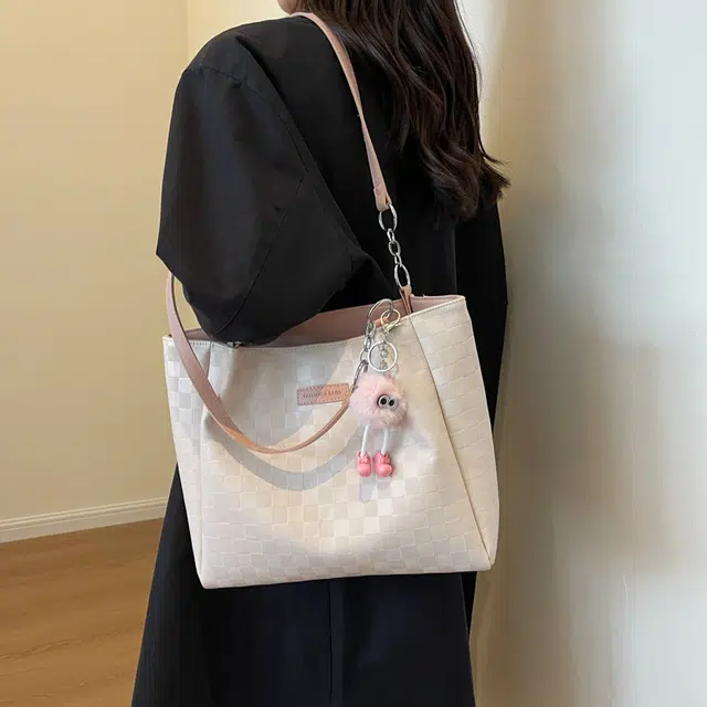 WXRX PU Tote