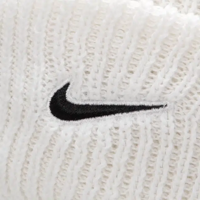 Nike Beanie White