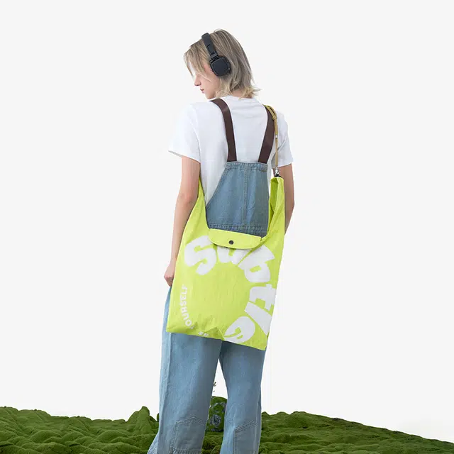 Subtle COM Tote