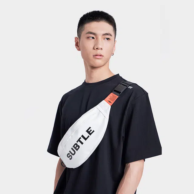 Subtle FELIS Logo PU