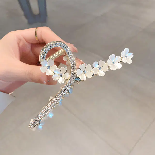 建禄 高级感小花朵简约小清新小众鲨鱼设计优雅气质通勤百搭 合金 发夹 女款