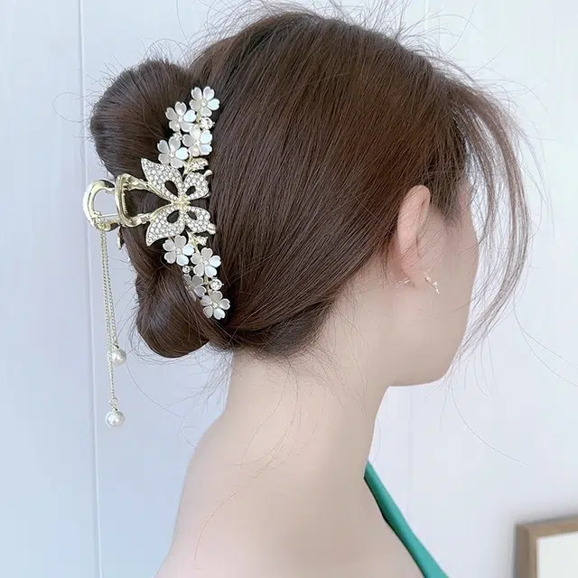 建禄 高级感蝴蝶花朵大号鲨鱼简约盘发后脑勺半扎发小清新小众设计优雅气质上班通勤百搭#好运 合金 发夹 女款