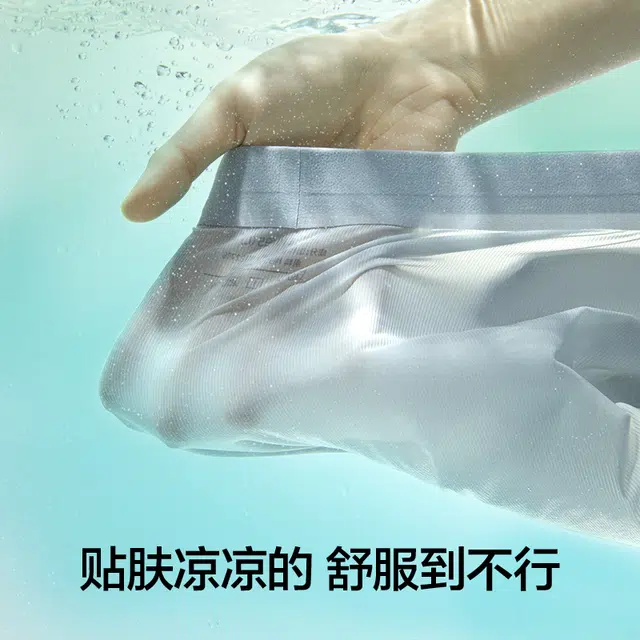 4D