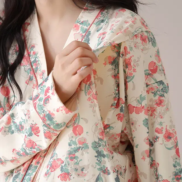 莫代尔 清新春秋一体式带杯垫气质简约花色月子家居服睡衣套装 女款
