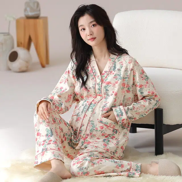 莫代尔 清新春秋一体式带杯垫气质简约花色月子家居服睡衣套装 女款