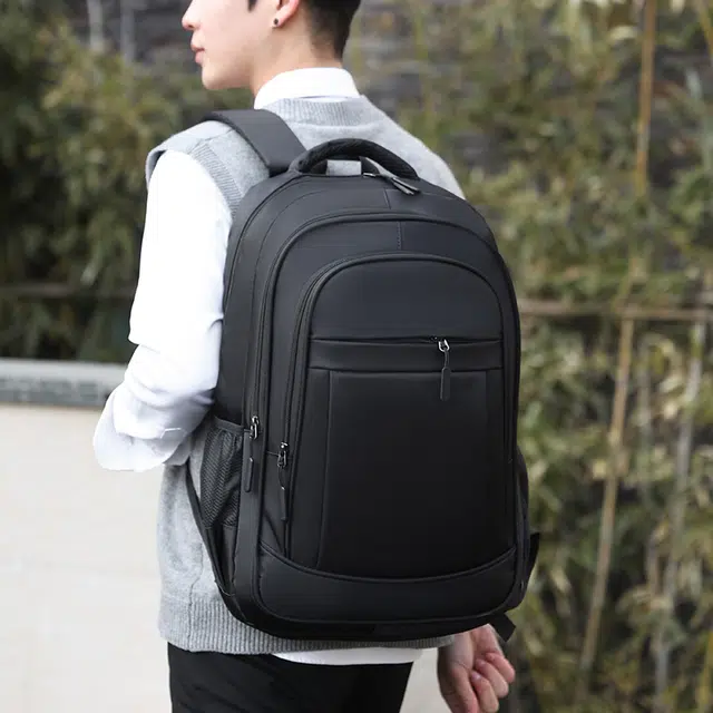 雅鹿 纯色多口袋收纳大容量实用户外运动背包学生上课耐脏耐磨防泼水百搭电脑包 牛津布 双肩包 常规 男女同款情侣款 黑色/蓝色/灰色