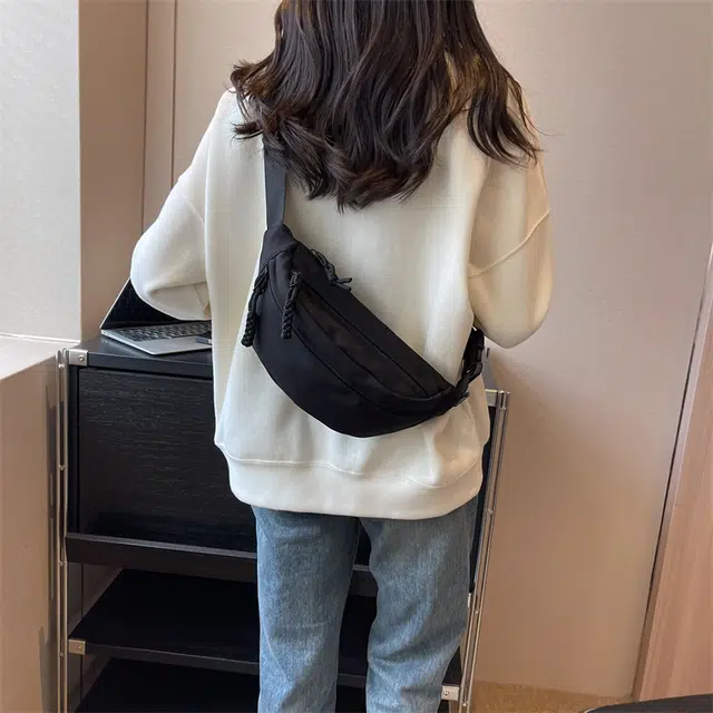 雅鹿 日韩系纯色多功能旅行手机包运动防泼水骑行包轻便简约休闲实用通勤包 帆布 帆布包斜挎单肩胸包 男女同款情侣款 多色