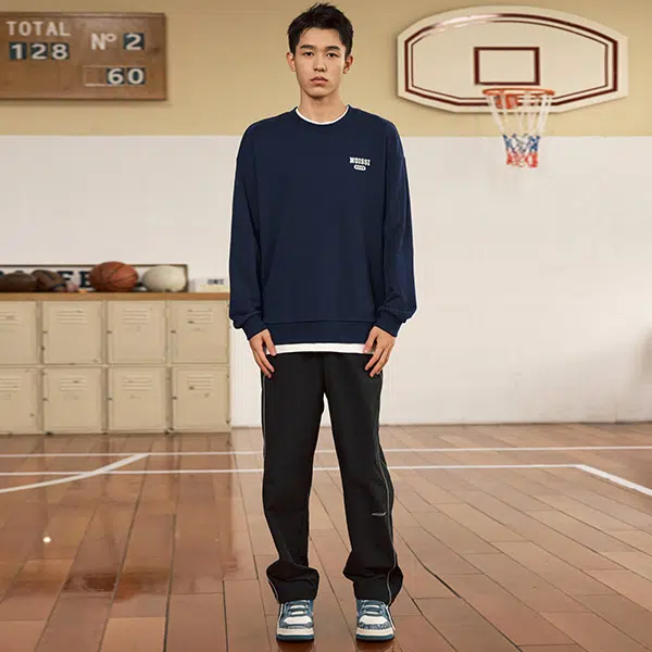 乔丹 学院风简约休闲圆领长袖卫衣 男款 新星蓝