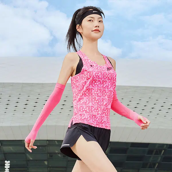 乔丹 飞影系列 马拉松专业跑步 运动满印圆领薄款背心 女款 荧光飞影粉印花