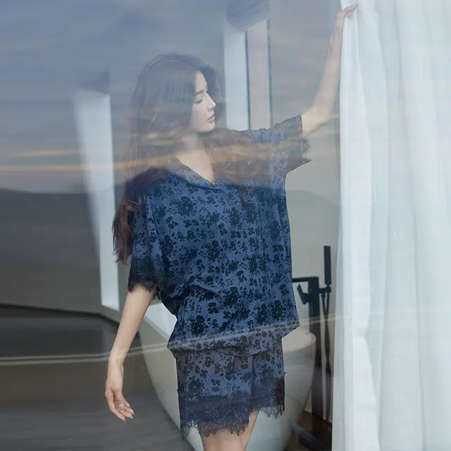 美腾 水墨花卉印花蕾丝花边翻领短袖短裤睡衣套装 夏季 女款 蓝紫色