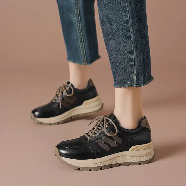 波尔谛奇 头层牛皮 舒适运动百搭厚底 轻便增高 低帮 生活休闲鞋 女款