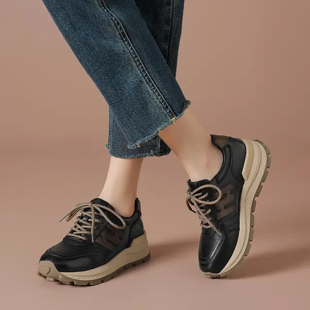 波尔谛奇 头层牛皮 舒适运动百搭厚底 轻便增高 低帮 生活休闲鞋 女款