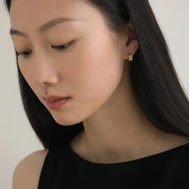 18k K