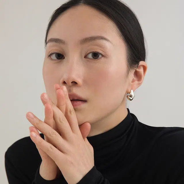 s925