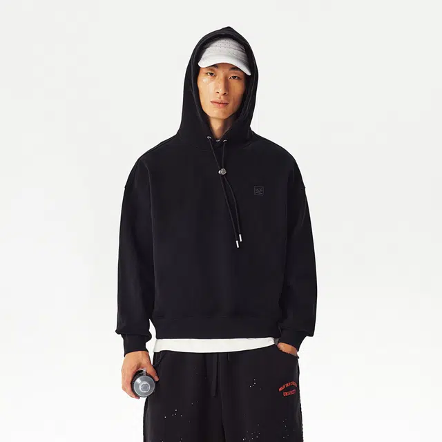 华人青年 立体小龙标中空宝石绣连帽卫衣 男女同款