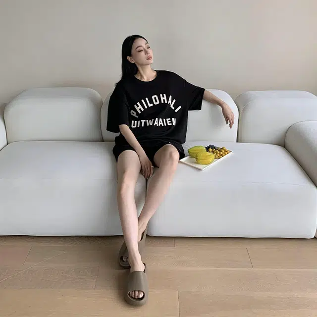 周淼 系带纯色高腰休闲短裤 女款