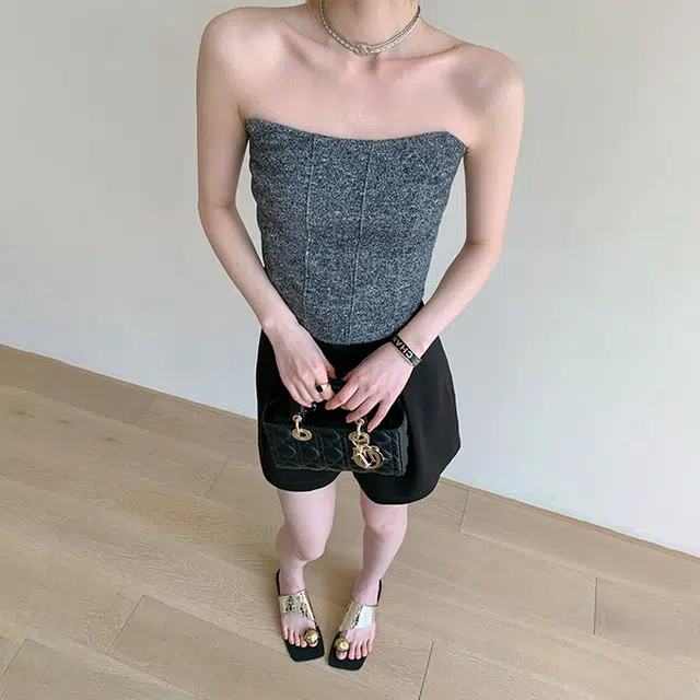 周淼 纯色高腰宽松阔腿休闲短裤 女款