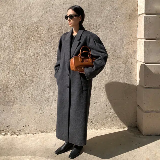 周淼 质感牛角扣 宽松大版型格子绵羊毛呢子大衣 女款