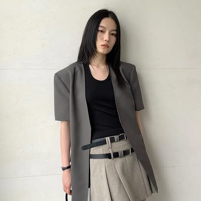 周淼 清凉麻感无领垫肩休闲西装 女款