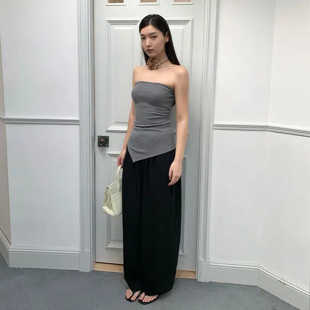 周淼 合身直筒纯色抹胸 女款