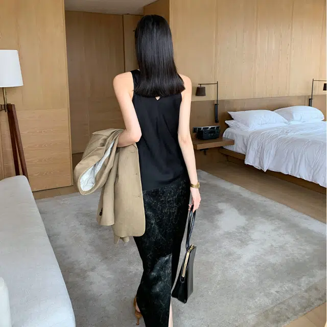 周淼 不规则褶皱印花新中式半身休闲长裙 女款 黑色
