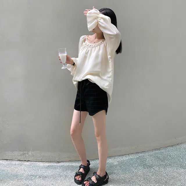 周淼 纯色格子绗线抽绳系带休闲短裤 女款
