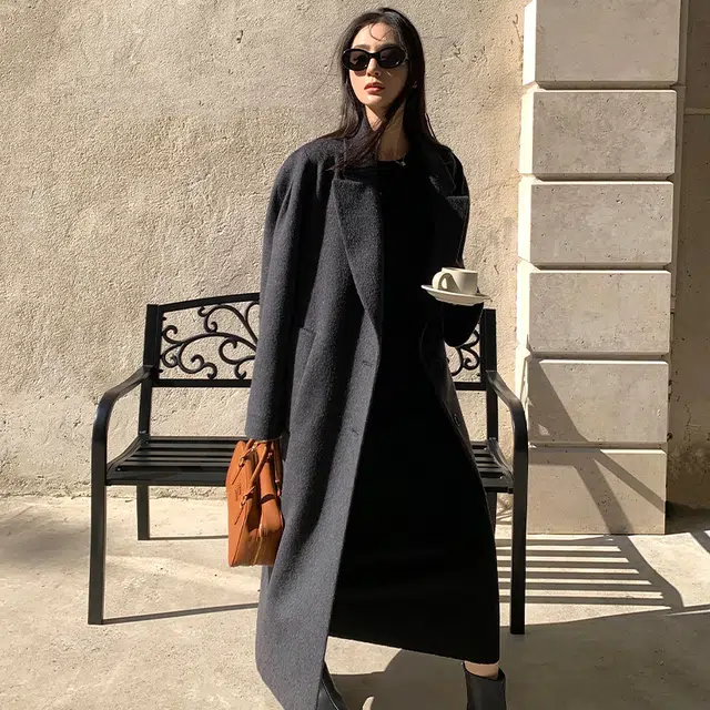 周淼 质感牛角扣 宽松大版型格子绵羊毛呢子大衣 女款