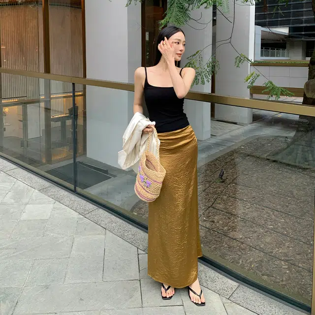 周淼 纯色中腰侧抽褶开叉休闲长裙 女款