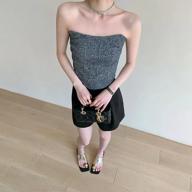 周淼 美式纯色一字肩收腰背心 女款