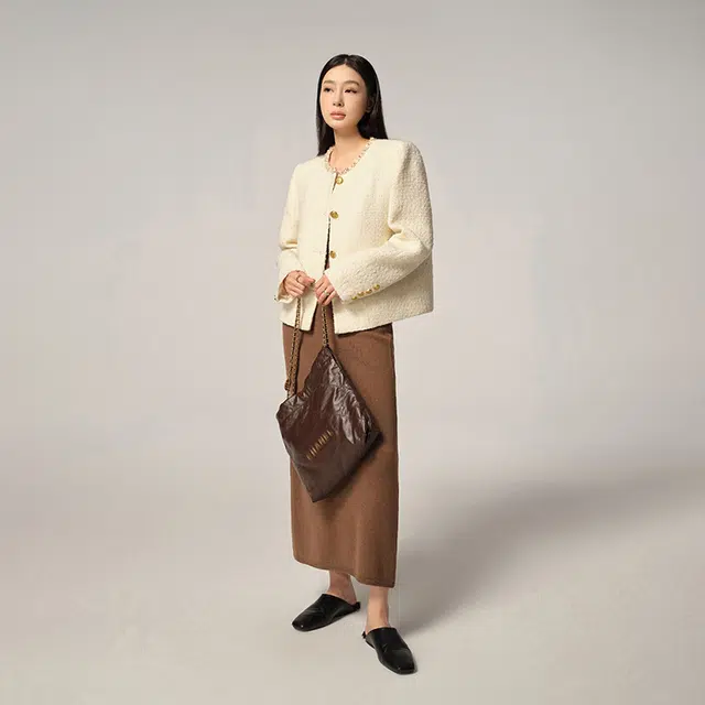 周淼 宽松舒适细腻慵懒针织吊带连衣裙 女款