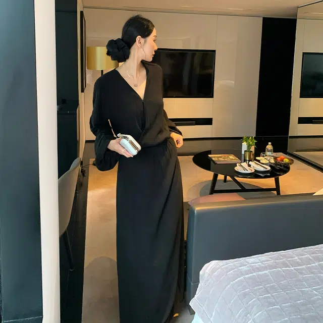 V