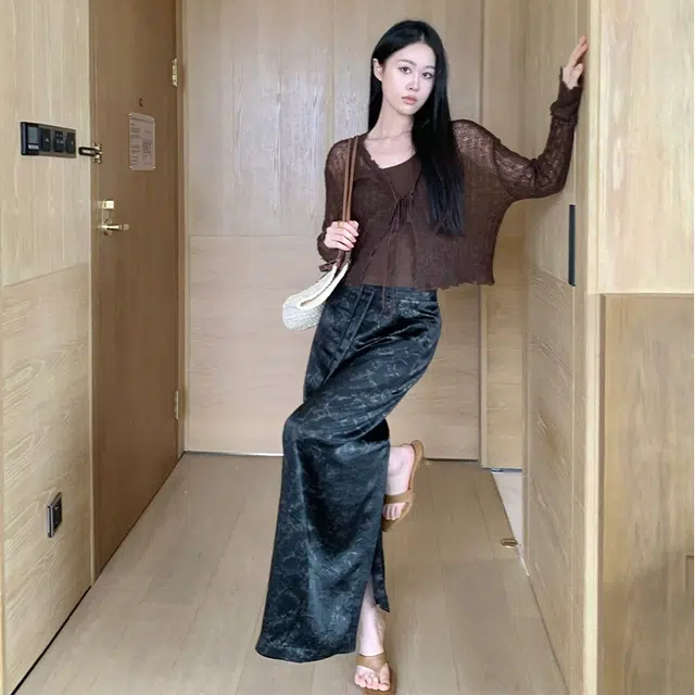 周淼 不规则褶皱印花新中式半身休闲长裙 女款 黑色