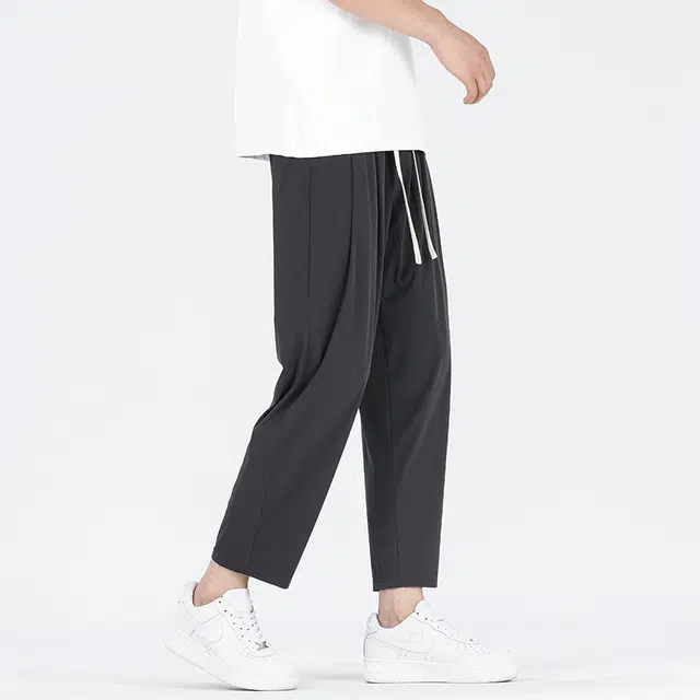 巴塞罗那足球俱乐部  纯色简约美式速干透气舒适梭织柔软透气高街嘻哈学院风基础针织百搭垂感弹力户外系带松紧直筒大码宽松中腰九分休闲裤 男女同款