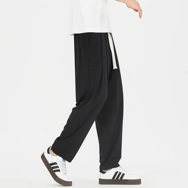 巴塞罗那足球俱乐部  纯色简约美式速干透气舒适梭织柔软透气高街嘻哈学院风基础针织百搭垂感弹力户外系带松紧直筒大码宽松中腰九分休闲裤 男女同款