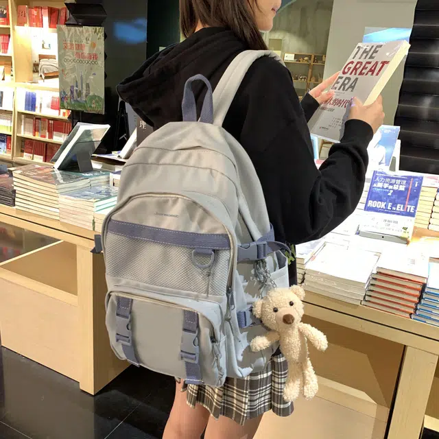 真维斯 日韩学院风初高中大学生上课百搭高颜值大容量通勤时尚潮流运动 尼龙布 双肩包书包背包旅行包 常规 男女通用 黑色