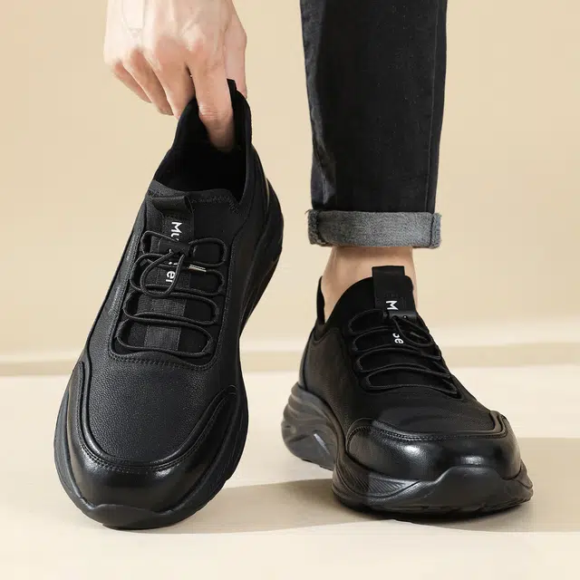木林森 健步鞋 合成革牛剖层革 圆头平底松紧带时尚简约运动风潮流百搭舒适柔软通勤街头跑步旅游 耐磨轻便 低帮 生活休闲鞋 男款 黑色