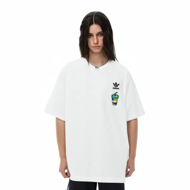 adidas originals Fantasy logoT