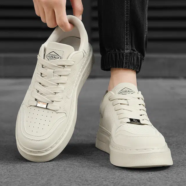 HLA Low Top Platform Sneakers