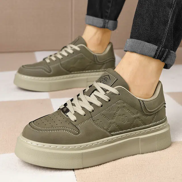 HLA Low Top Platform Sneakers