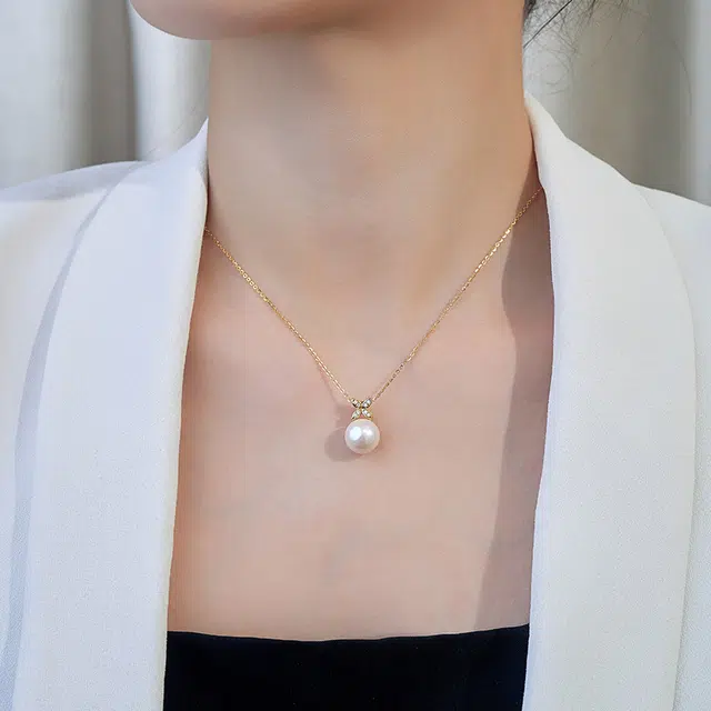 S925