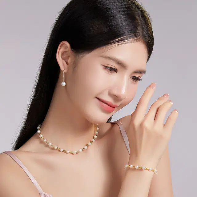 S925