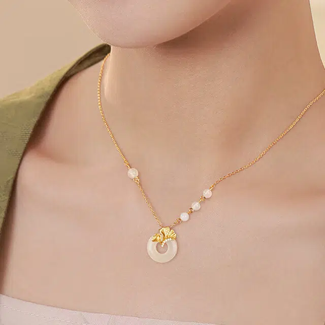 老福黄金 三生有幸 轻奢浪漫遇见你 和田玉 项链 女款 白玉
