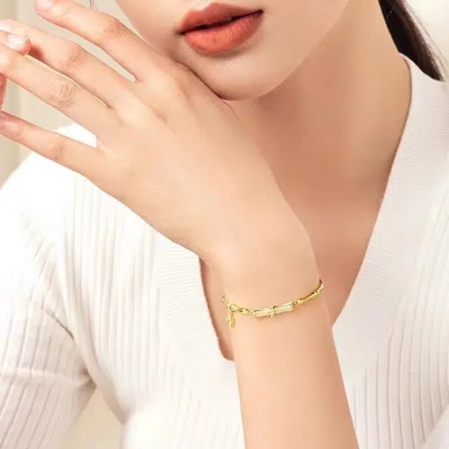 S925