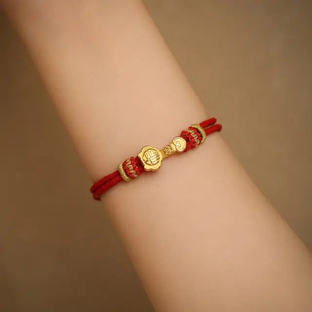 999