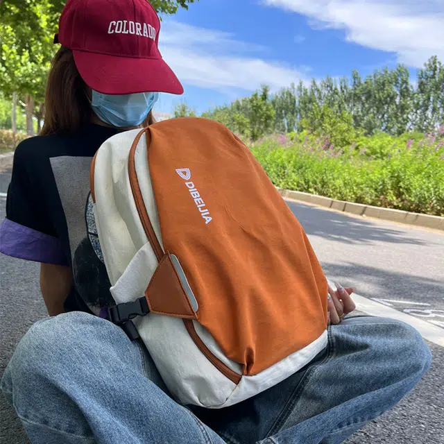 笛贝嘉 潮牌拼色通勤背包旅行运动多用电脑包 尼龙 双肩包 常规 男女同款情侣款 多色