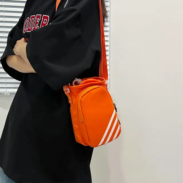 笛贝嘉 水杯包轻便束口户外旅行通勤斜挎包骑行小包 尼龙 手机包 常规 男女同款情侣款 多色