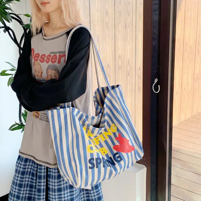 笛贝嘉 时尚大容量运动托特包上课包高颜值条纹 布 单肩包 常规 女款 蓝色/红色