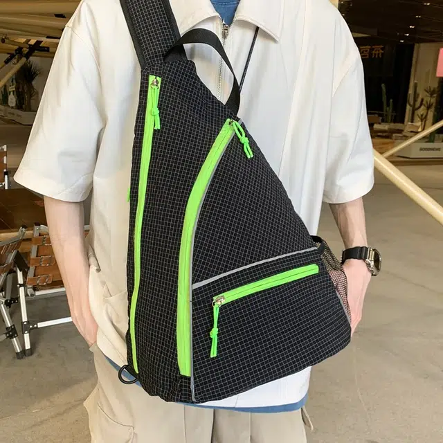 笛贝嘉 时尚简约潮流 尼龙 胸包 男女同款情侣款 多色