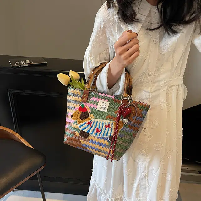 笛贝嘉 小众可爱设计感菜篮子竹节可爱小狗重工 草编 手提包 女款 多色